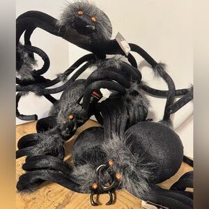 Hyde & EEK! Bundle of 4 Black Furry Spiders Decor